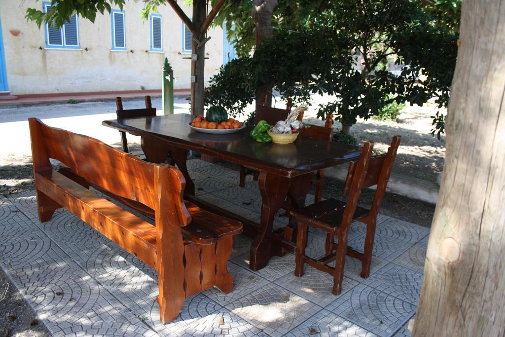 Camere & Case Vacanze Lo Scoglio Castel di Tusa Zewnętrze zdjęcie