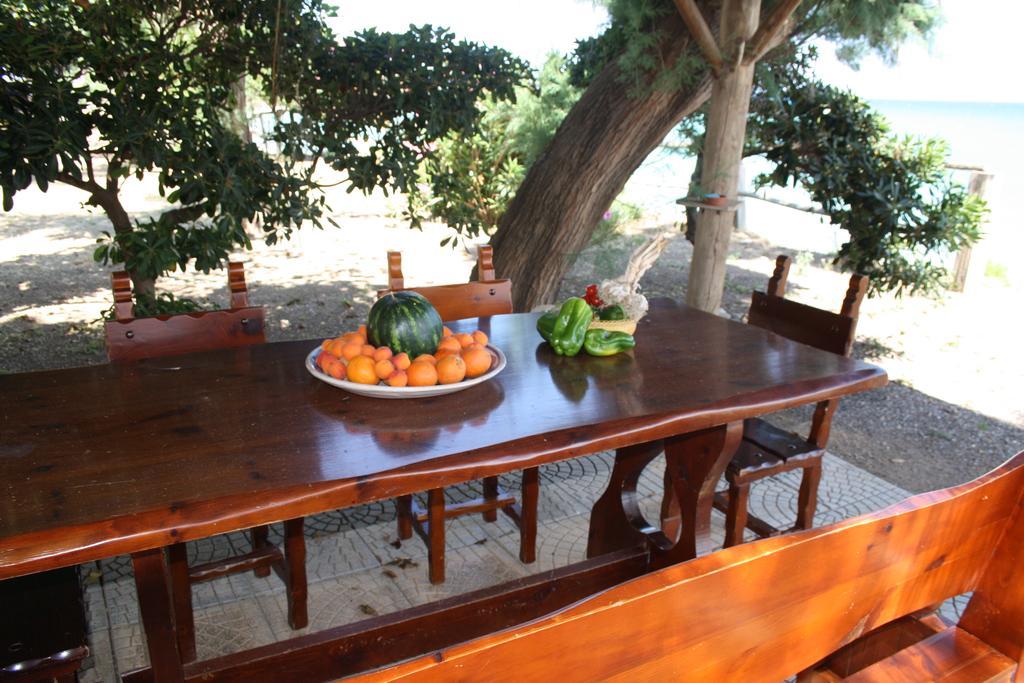 Camere & Case Vacanze Lo Scoglio Castel di Tusa Zewnętrze zdjęcie